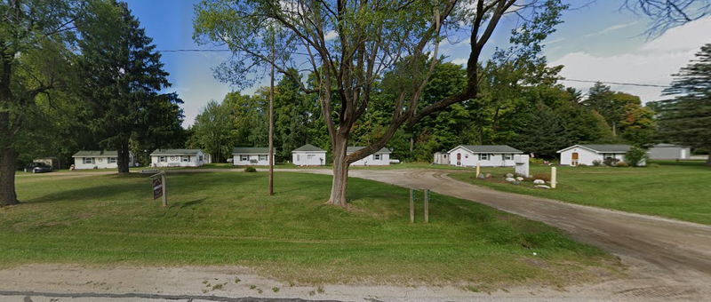 Kozee Cabins and Motel (Snow Shoe Cabins) - 2023 Street View (newer photo)